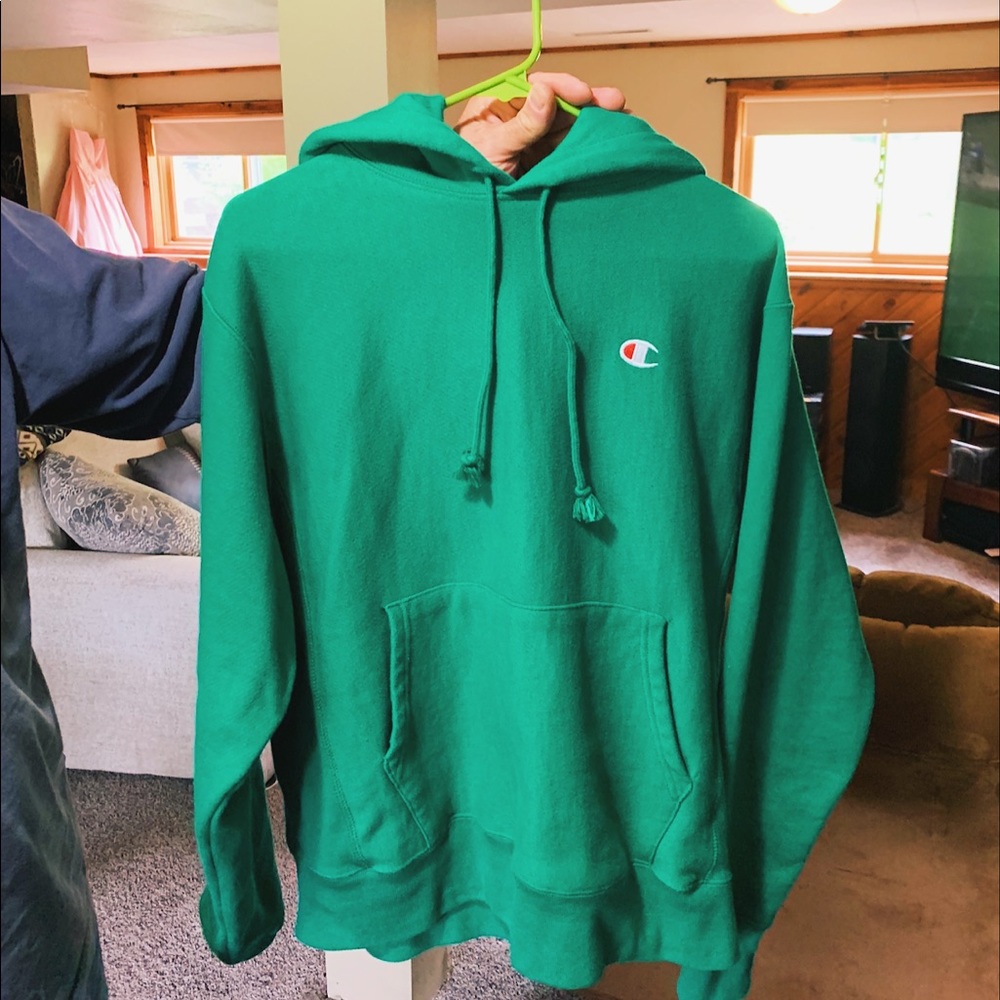 green champion sweatshirt